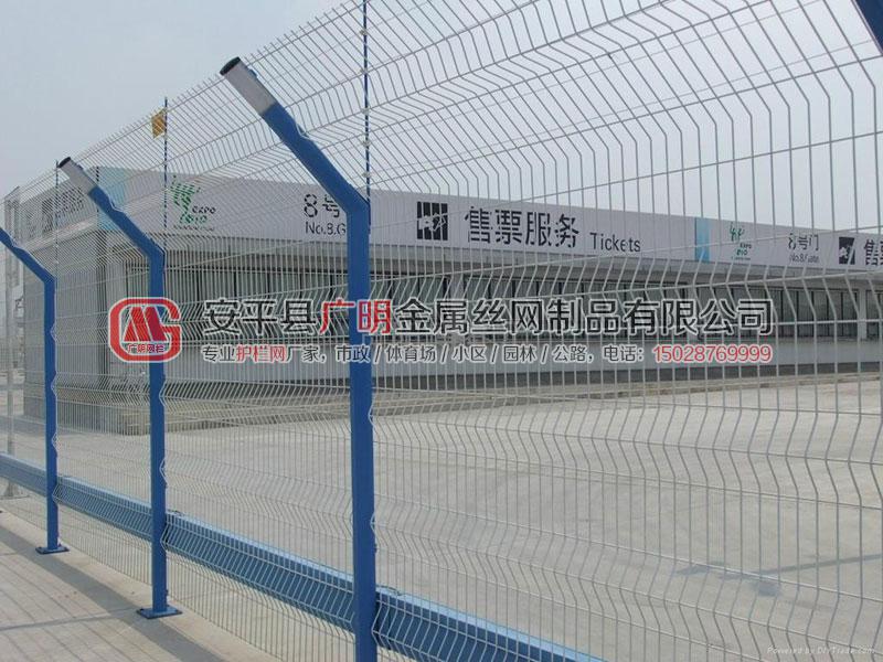 護(hù)欄網(wǎng)--按用途分類