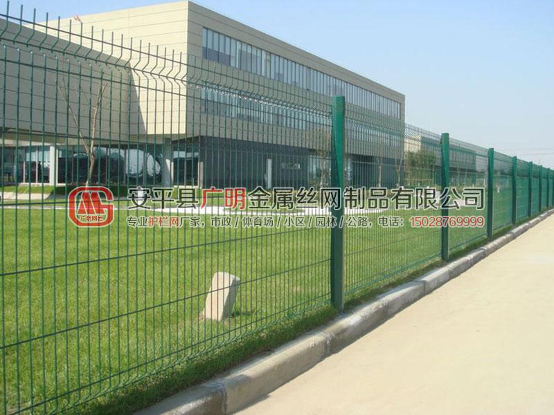 小區(qū)護欄網(wǎng)