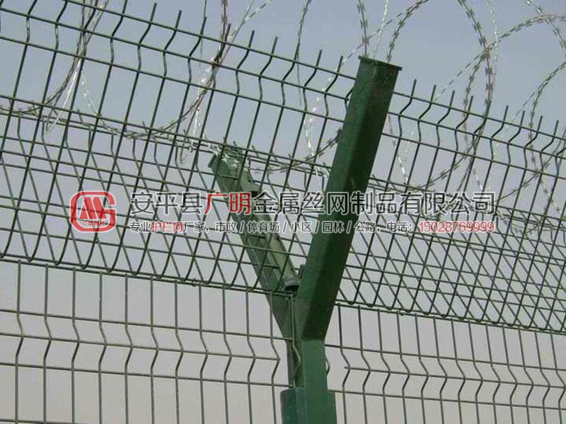 機(jī)場(chǎng)護(hù)欄